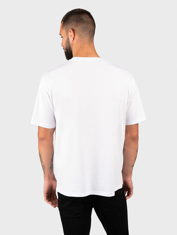 White T-shirt with contrast detail - 2
