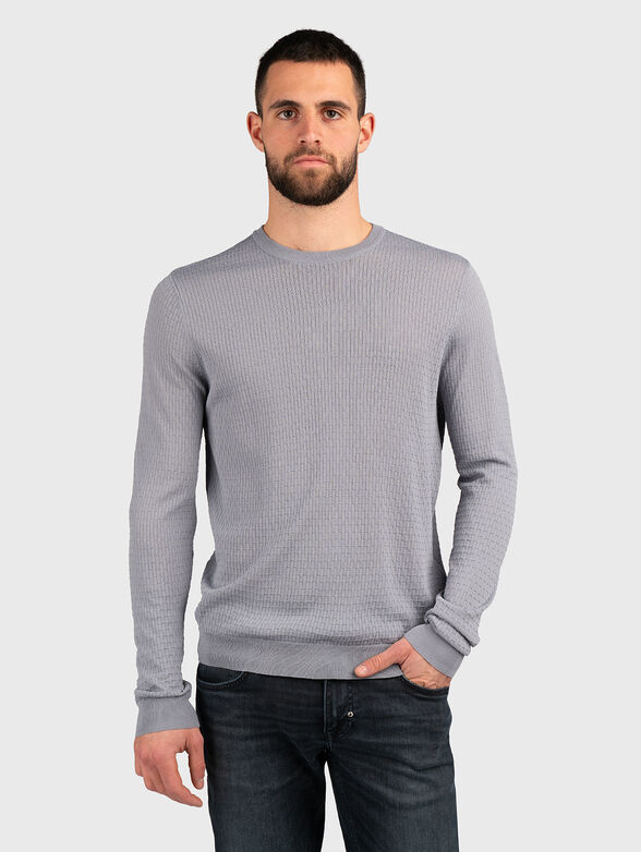 Sweater from viscose blend - 0