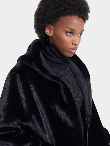 Faux fur coat with hood - 5
