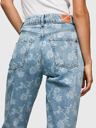VIOLET blue jeans with floral motifs - 2