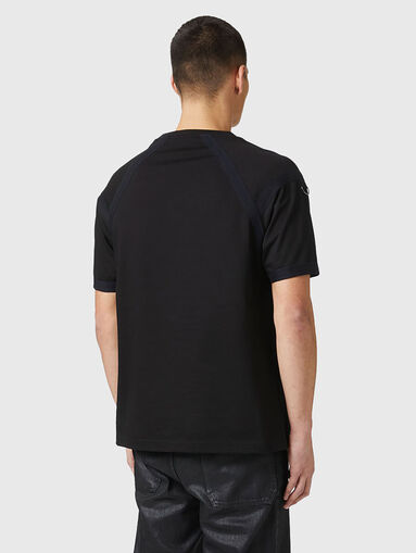 T-shirt with embroidered patch - 2