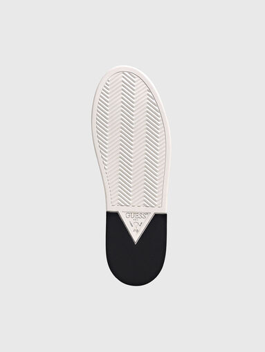 SILEA black sports shoes with contrasting inserts - 4