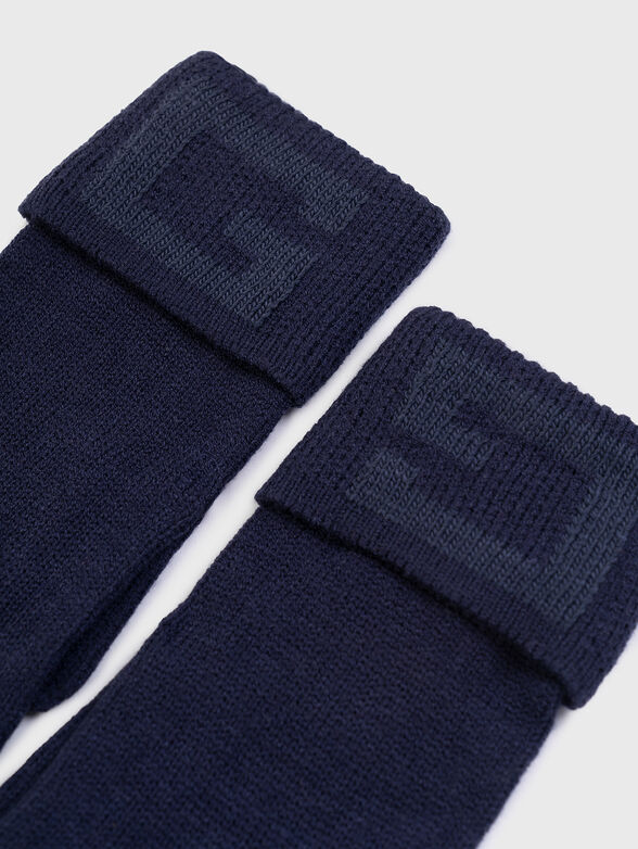Black knitted gloves - 2