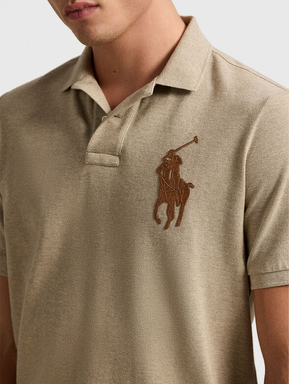 Beige polo shirt with maxi logo - 3