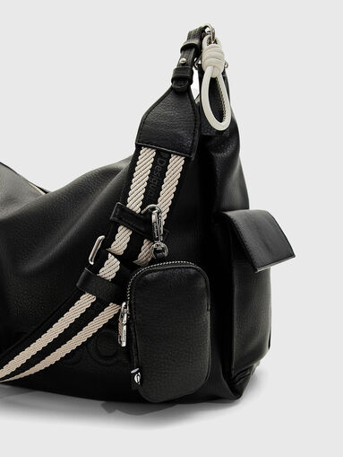 Hobo bag in black color - 4