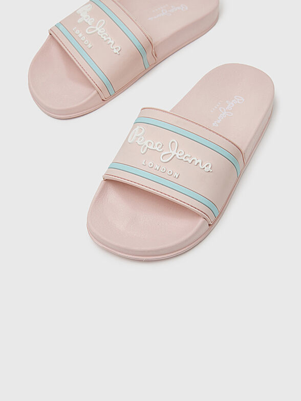 Pink beach slippers with logo - 3