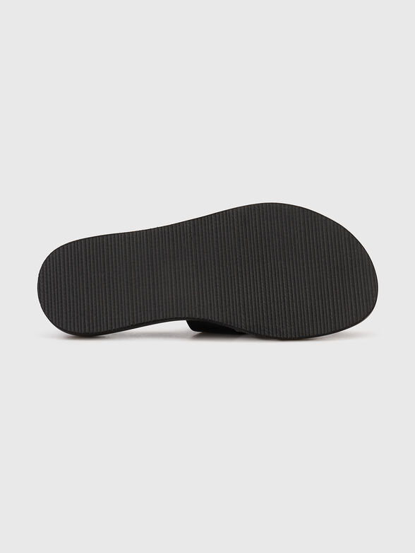LOTUS II PACHA slides with logo - 5