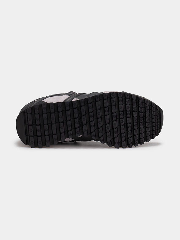 Sneakers - 5
