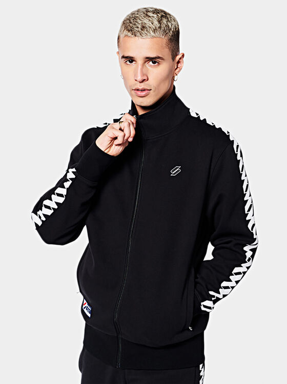 Sweatshirt with contrasting details - 1