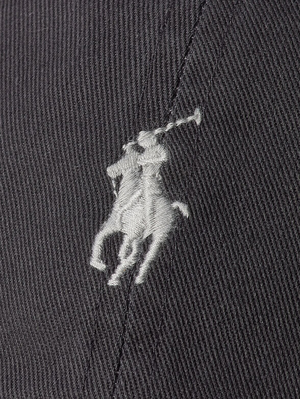 Baseball cap with logo embroidery - 3