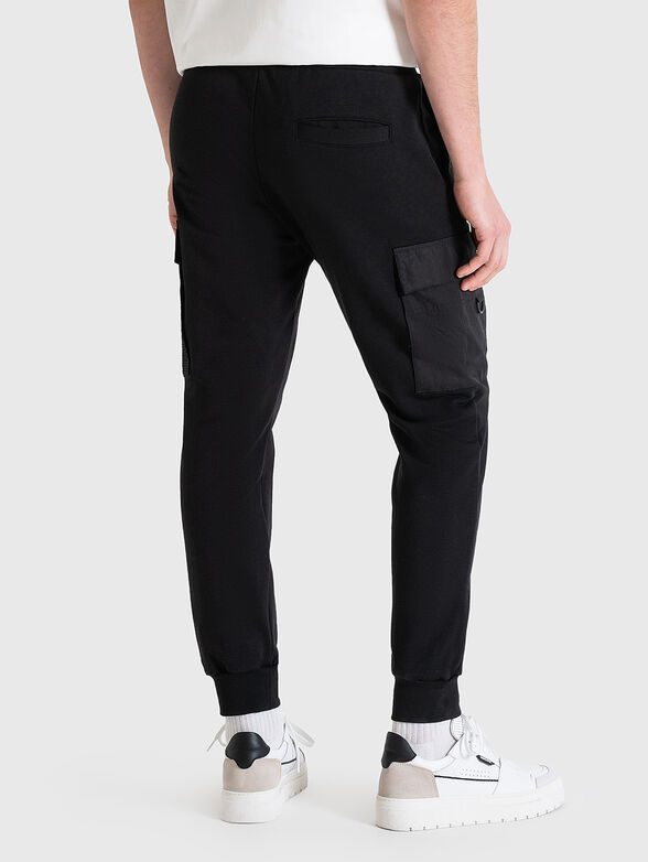 Sport pants with accent pockets - 1
