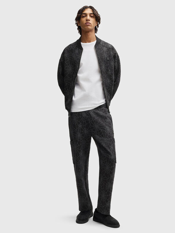 Straight trousers with print - 3