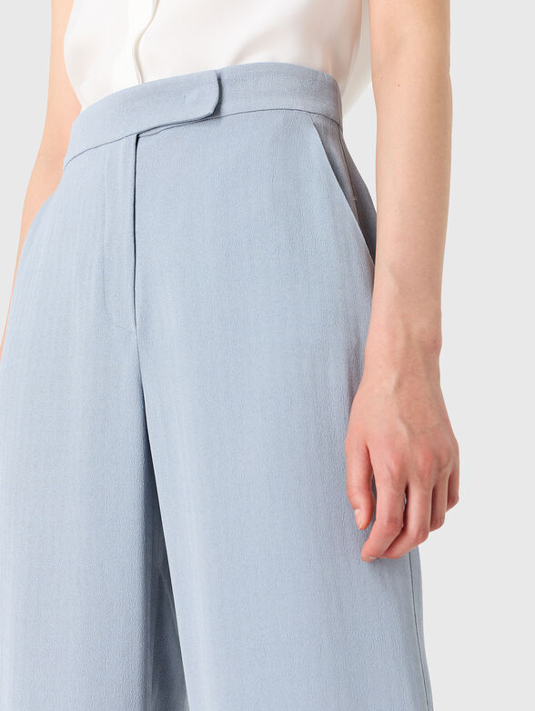 Straight cut trousers in light blue - 2