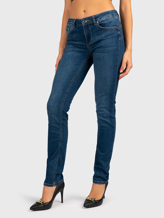 Skinny jeans