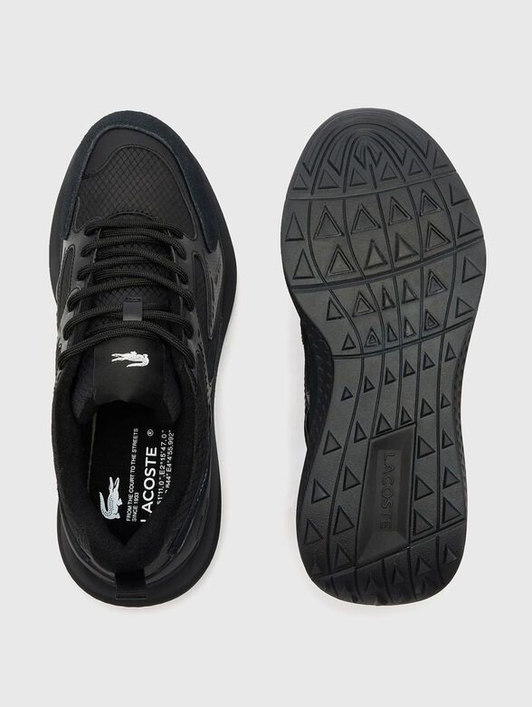 Sports shoes with logo - 5