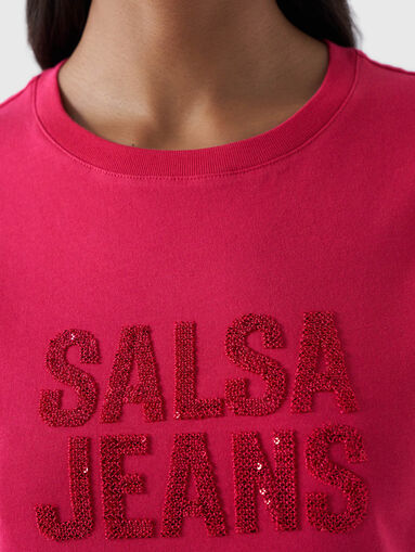 T-shirt in fuxia with embossed logo - 5