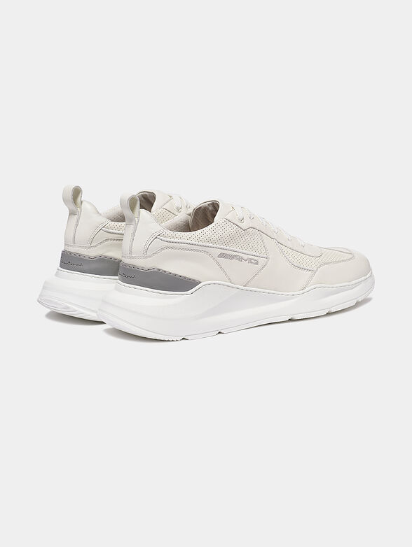Sneaker - 1