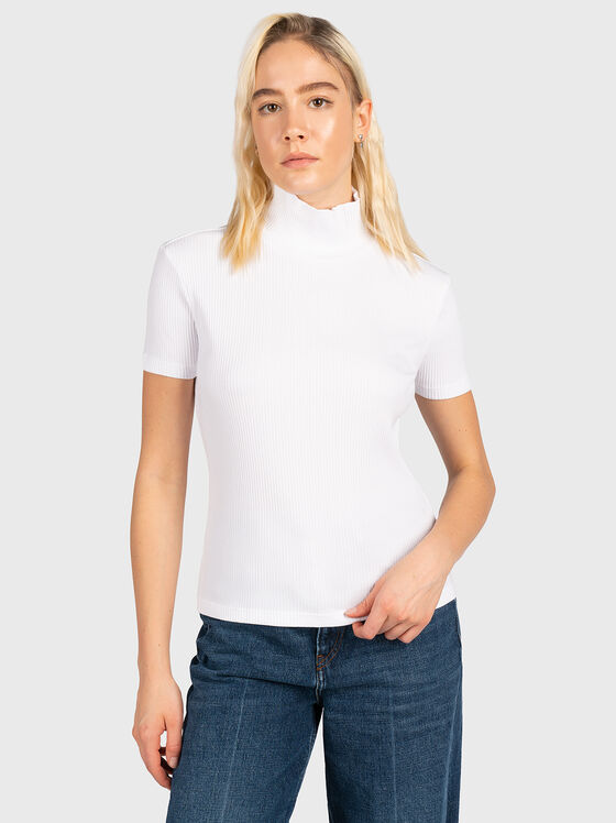 Μπλουζάκι με ψηλό γιακά - 1