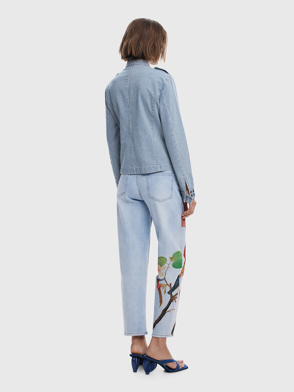 Boyfriend jeans with multicolor print - 2