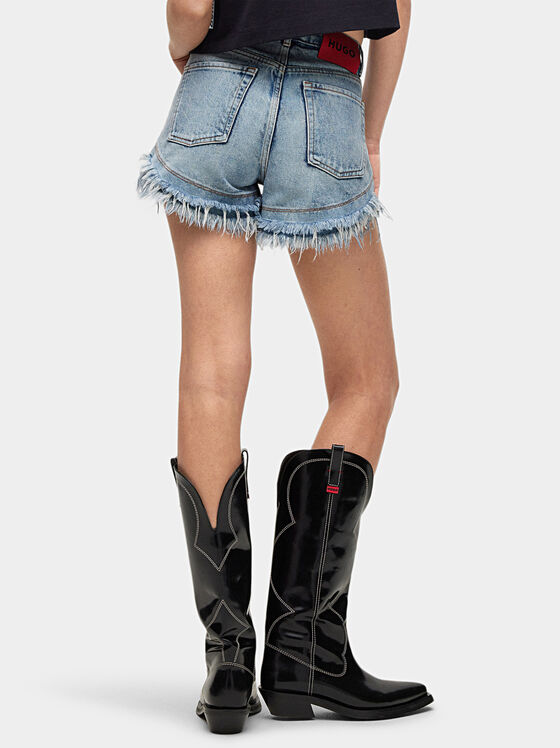 High-waisted denim shorts - 2
