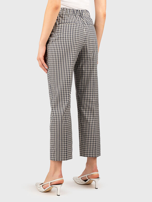 Straight trousers with high waist - 1