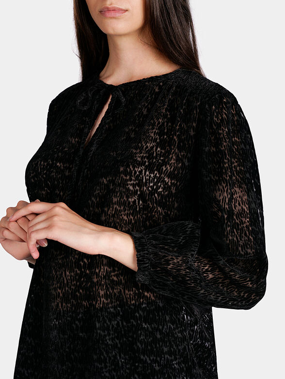 Black velvet blouse - 2