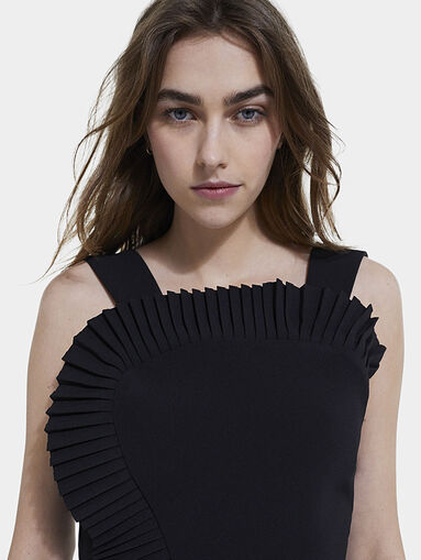 Black mini dress with open back - 3