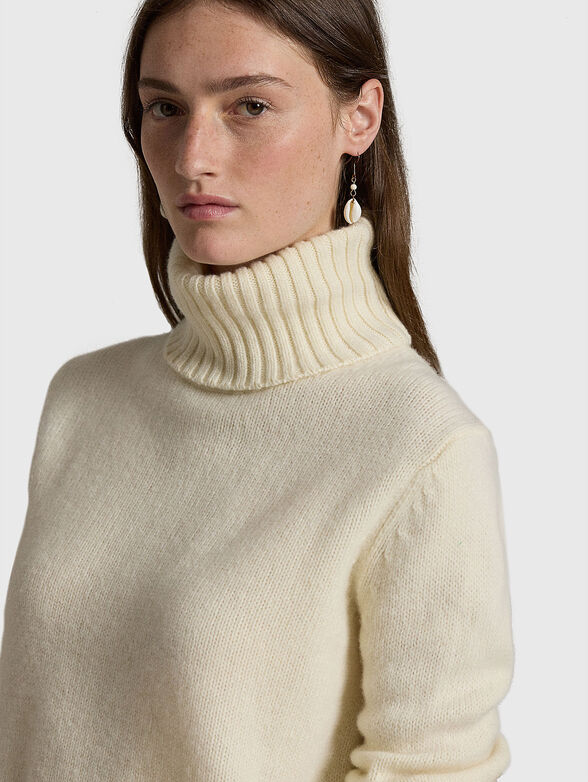 Wool sweater in ecru colour - 3