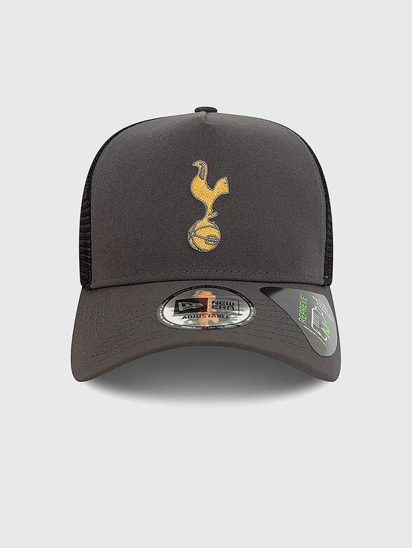 Grey cap with visor with contrast embroidery - 1