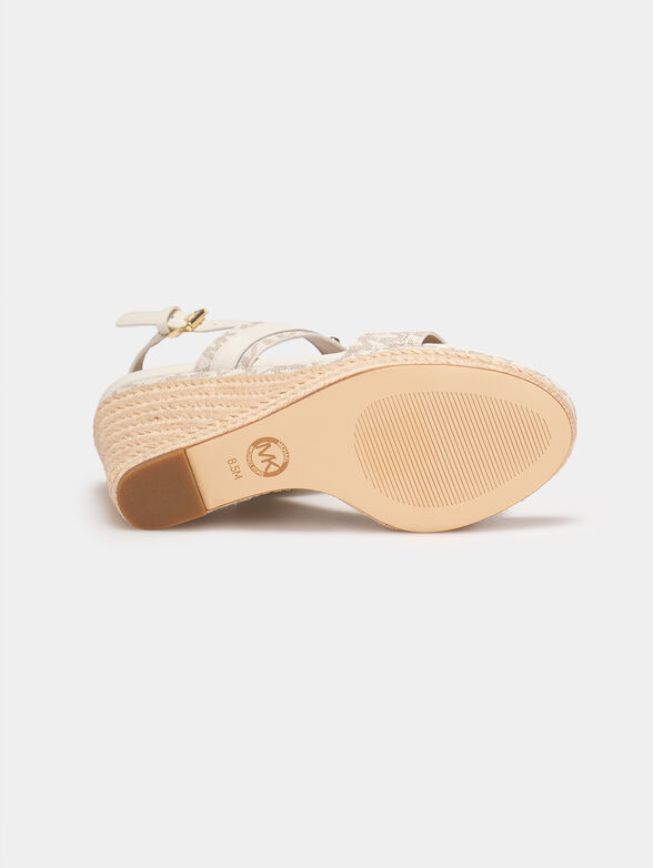 FARRAH wedges with monogram logo print - 5
