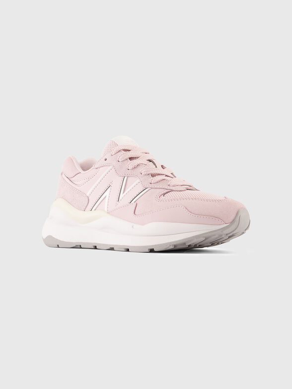 5740 pink sports shoes - 2