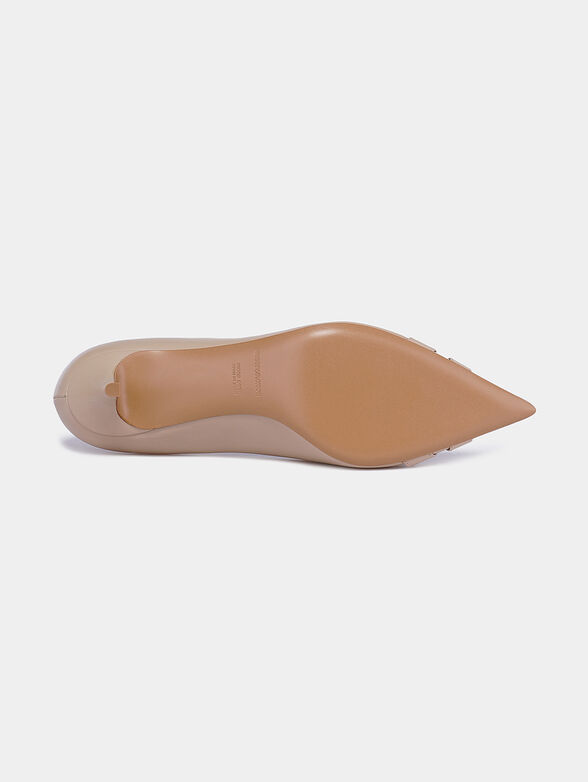 Elegant shoes in beige color - 5