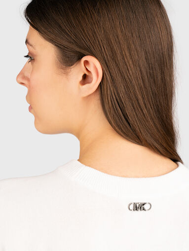 Cotton T-shirt with short cut - 4