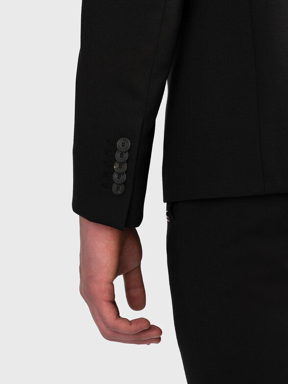 Black blazer with accent collar with eyelets - 4