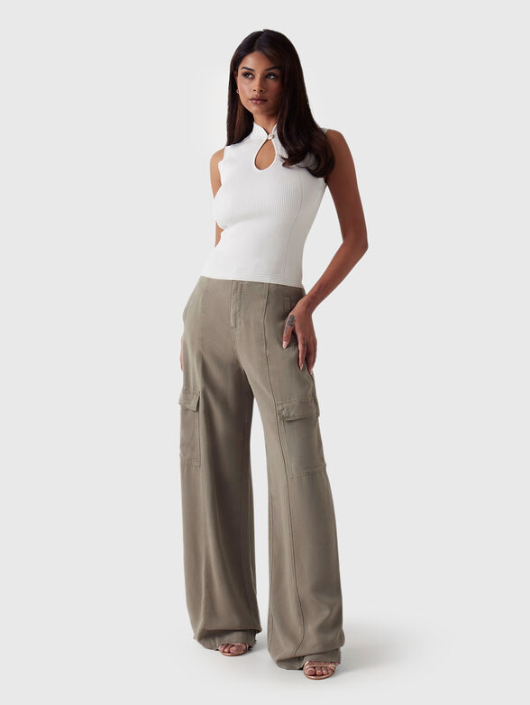 MALIA ribbed top with accent button - 2