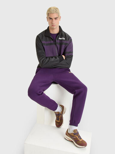 Sweatshirt with contrasting details - 5