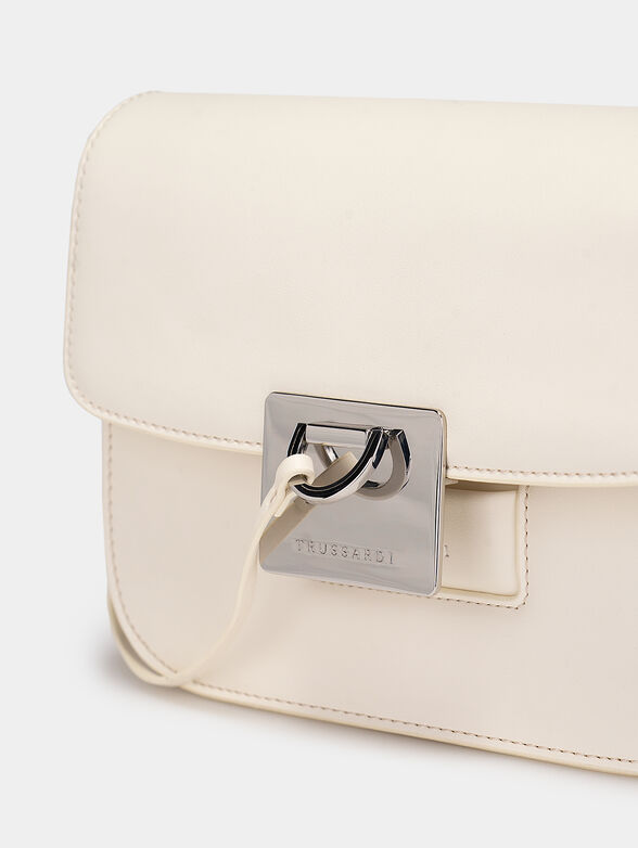 Crossbody bag with metal detail - 6