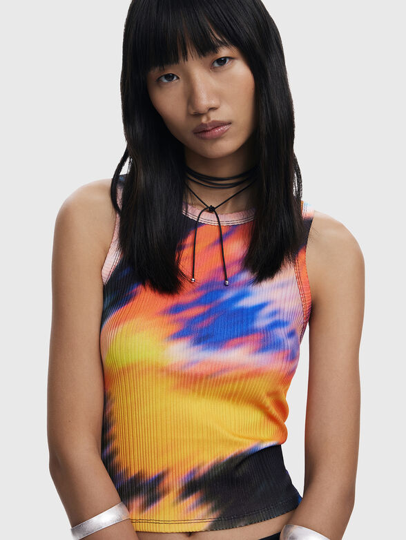 Top with oval neckline and print - 3