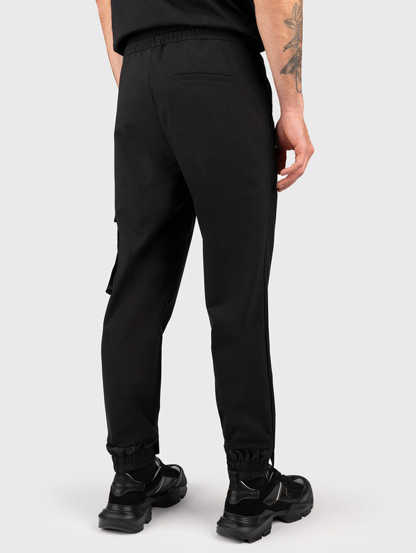 Trousers with cargo pocket - 2