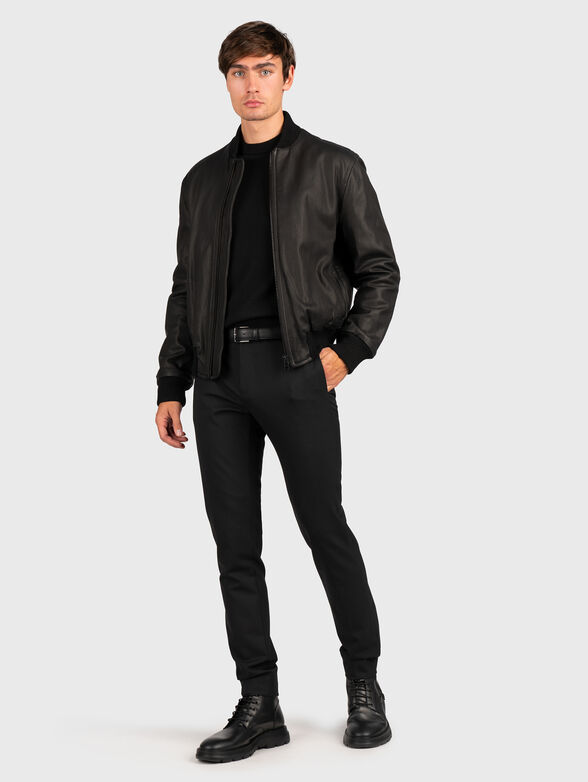Black sweater with round neck - 2