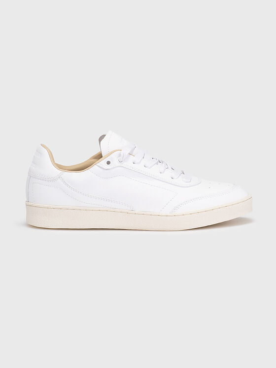 Αθλητικά παπούτσια σε λευκό χρώμα - 1