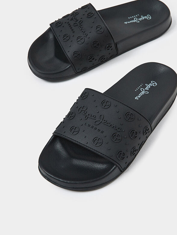 Black slides - 2