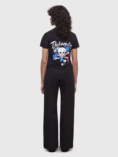 T-shirt with accent embroidery on the back - 3