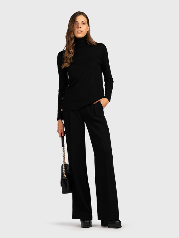 Black darted trousers - 4