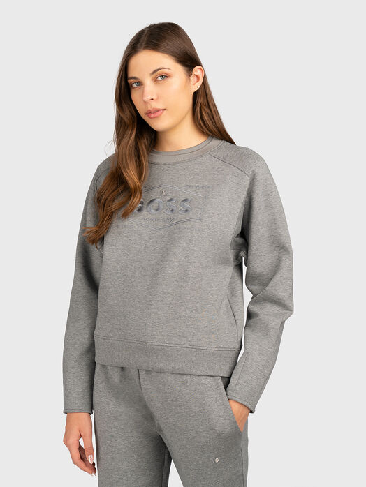 Sweatshirt with accent logo