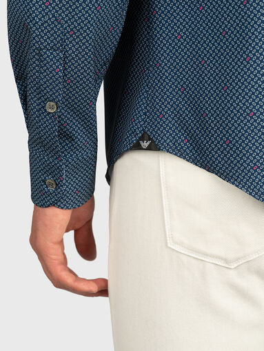 Blue shirt - 4