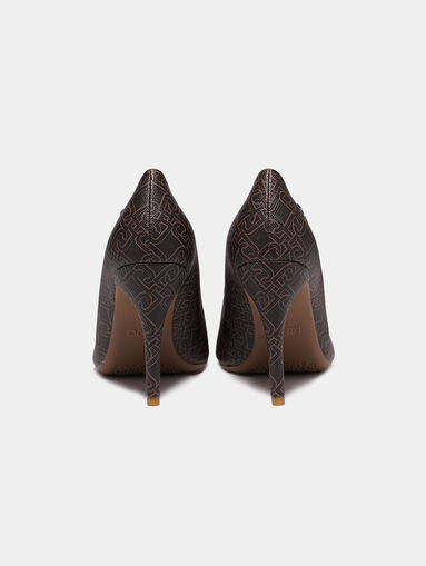 VICKIE Court shoes with logo print - 4