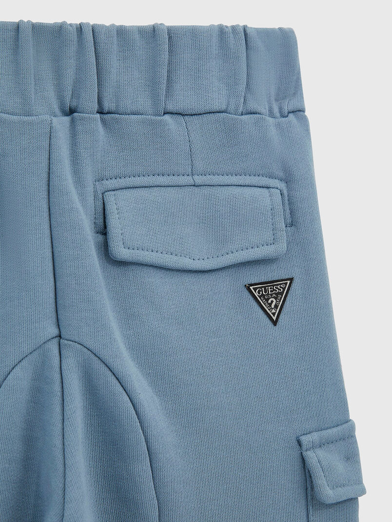 Cargo pants with logo detail - 2