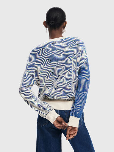 Sweater with oval neckline - 2