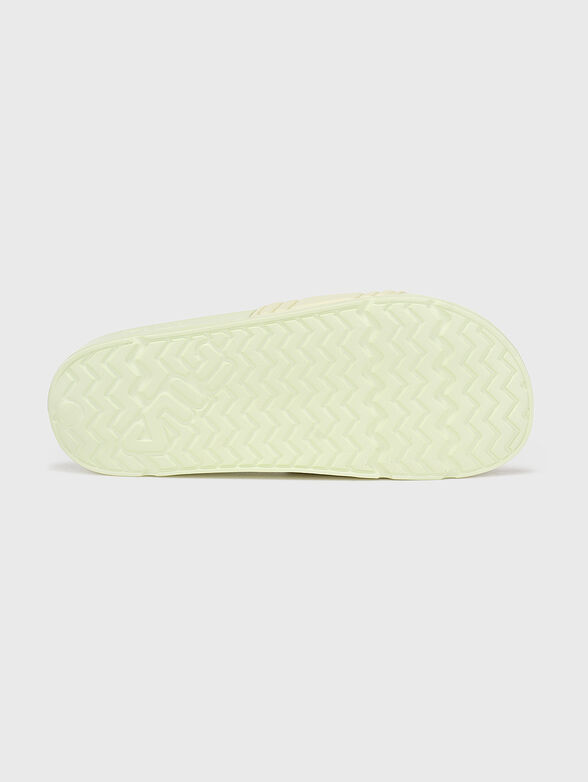 MORRO BAY  pale green beach shoes   - 5